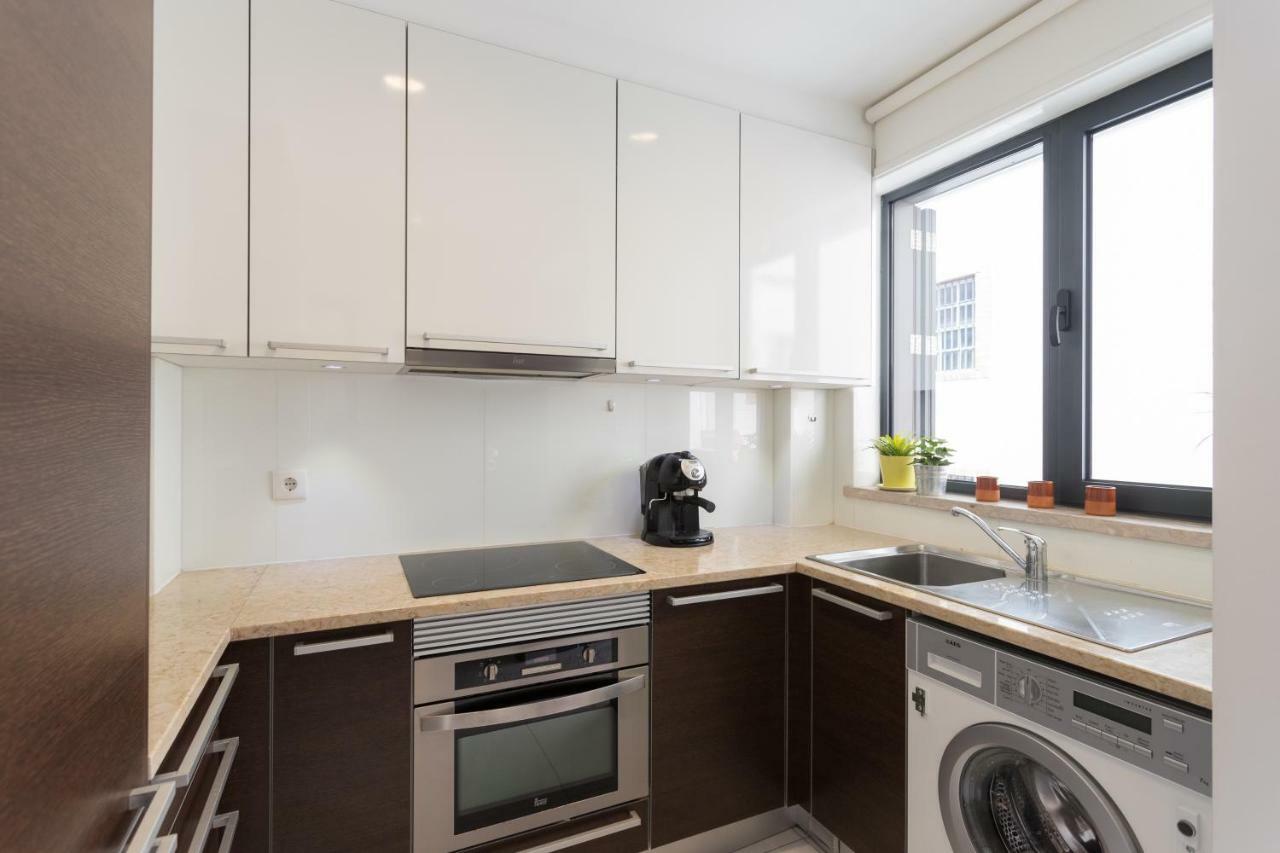 Rossio Penthouse Three-Bedroom Apartment W/ River View And Parking - By Lu Holidays Lisboa 外观 照片